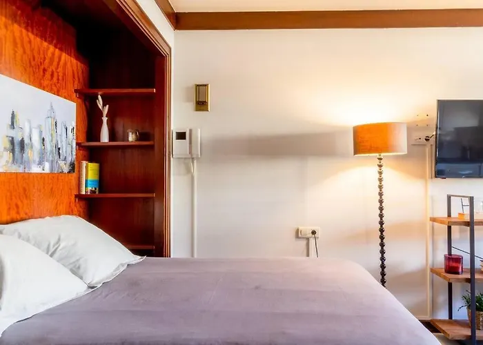 P Sanz 1, 420 By Ybh *